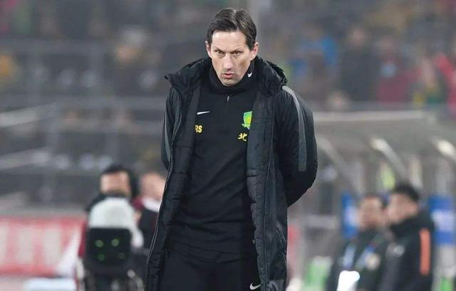 开元体育在线-包含埃因霍温今晨伤情更新深圳男篮强势反弹，赛后莱比锡调整名单以备意甲直接炸裂的词条